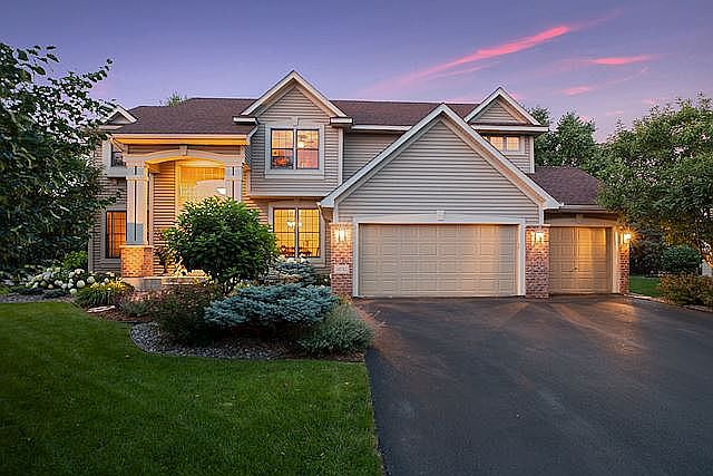 1st image of 10742 Hawthorn Trl