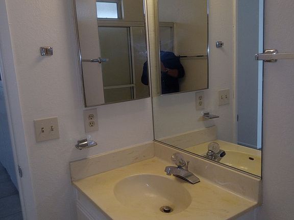 2nd image of 18989 Allegheny Rd APT 6