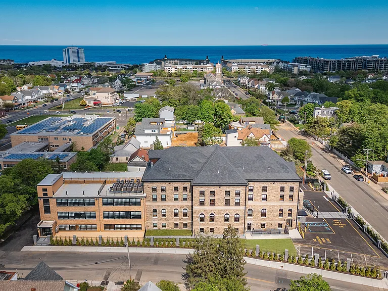 Star of the Sea Apartments — Photo 37