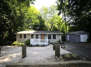 6056 Bayview Rd, Saint Leonard, MD 20685