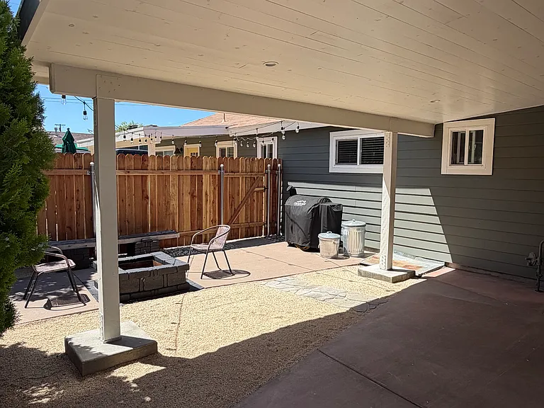 1601 Chaska Pl — Photo 15
