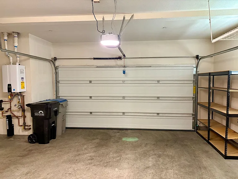 1658 N Pole Pl #1 — Photo 10