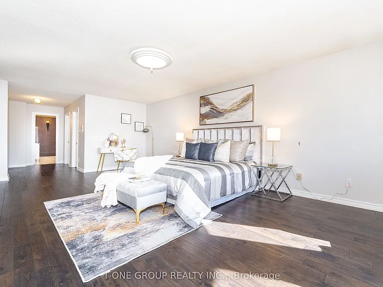 382 Elgin Mills Rd W — Photo 29