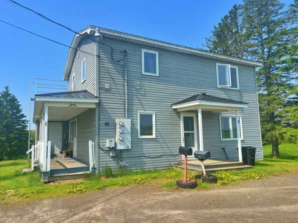 42 Brook Road, Saint Agatha, ME 04772