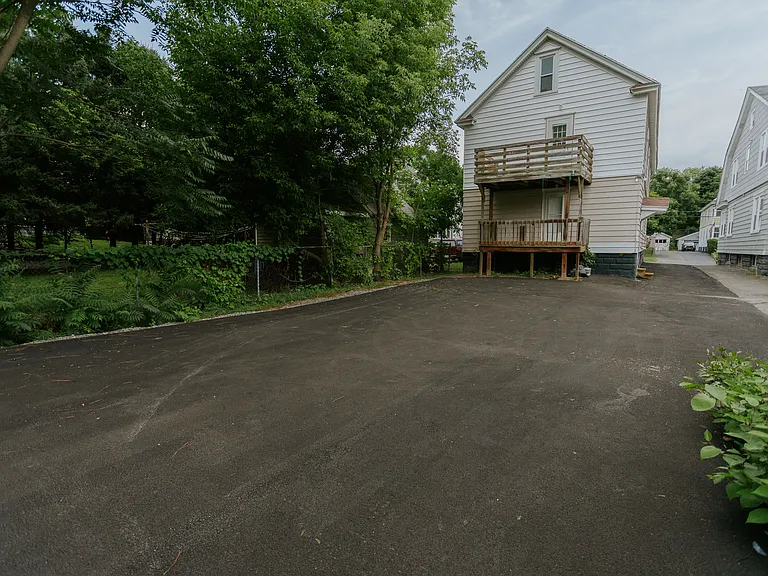 525 Winton St #2 — Photo 24