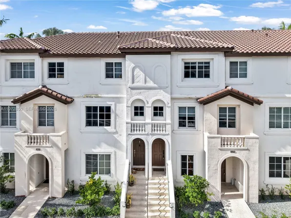 12421 SW 50th Ct APT 337, Hollywood, FL 33027
