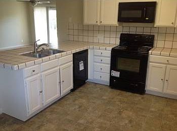 3rd image of 1000 Merryfield Dr