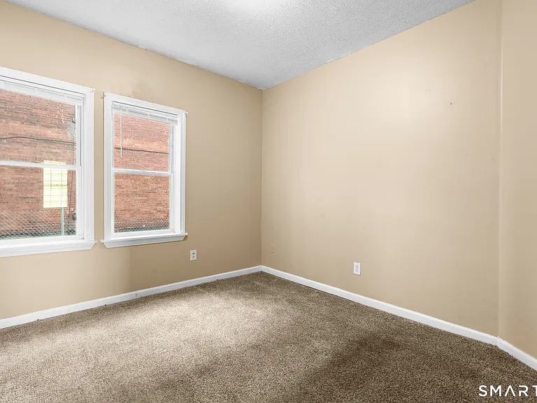 40 Bond St #1 — Photo 11
