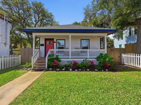 3511 Avenue Q, Galveston, TX 77550