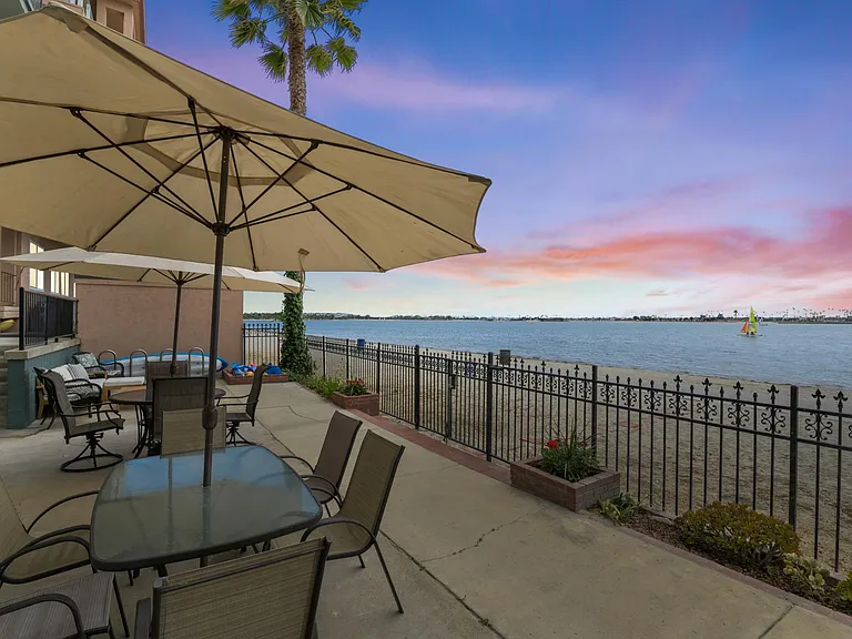 3810 Riviera Dr #1 — Photo 9