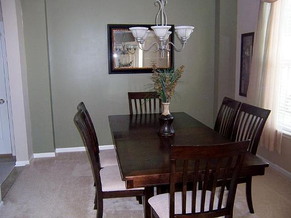 5th image of 2904 Waterford Ln