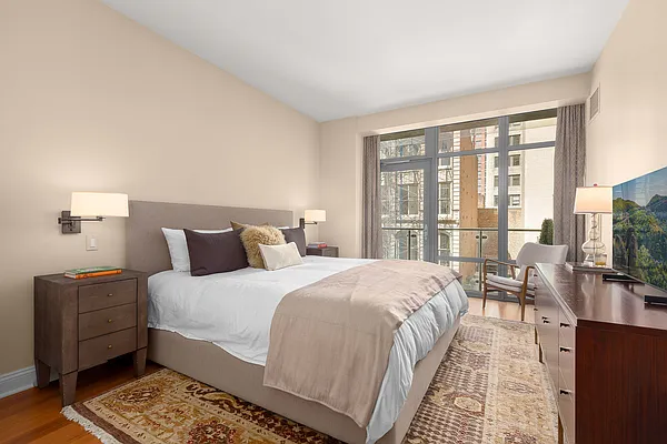 Sold by Douglas Elliman | media 6