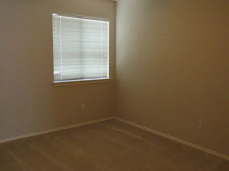 11124 Crazy Well Dr — Photo 8