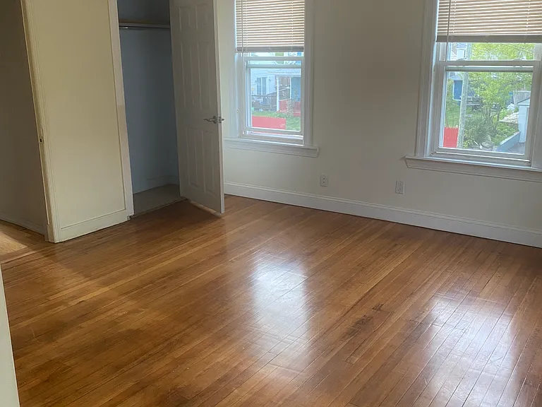 2 Secon Floor Norwalk Ct — Photo 2