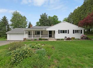 8 Sharon Rd, Bloomfield, CT 06002
