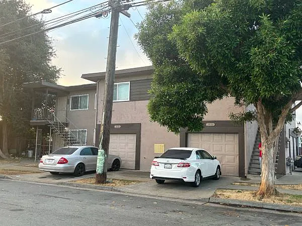 Building Photo - 2802 Virginia Ave #2800