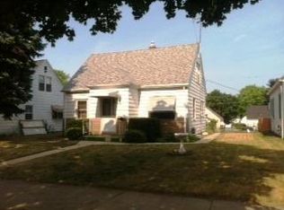 3230 S Chase Ave, Milwaukee, WI 53207