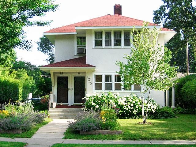 1st image of 1760 Saint Clair Ave