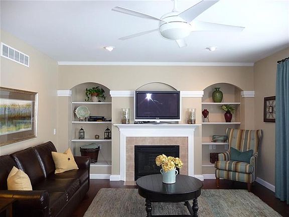 3rd image of 3920 Windyhollow Way