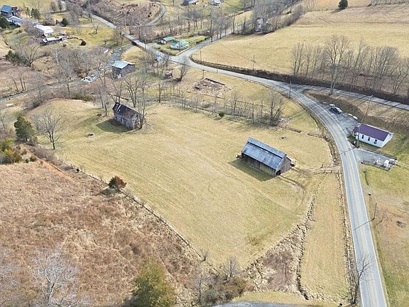 4th image of 26537 Rich Valley Rd