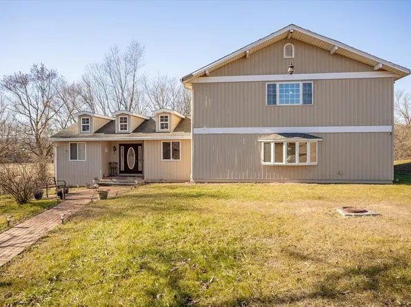 6934 Callaway Rd, Rocky Mount, VA 24151