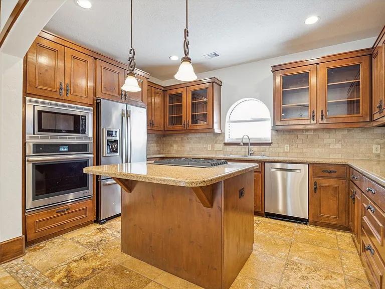 3614 Lancashire Ln — Photo 21