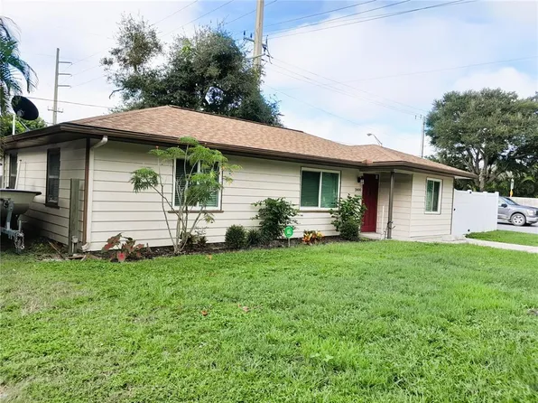 2800 Poplar St, Sarasota, FL 34237