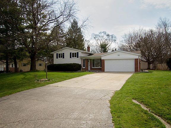 2nd image of 2478 Monte Carlo Dr