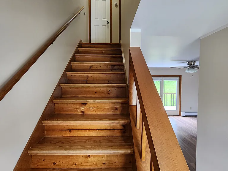 27 Valley St #A — Photo 9