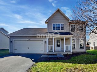 2735 Lahinch Dr, Aurora, IL