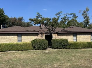 3302 Kelvin Ave, Fort Worth, TX 76133