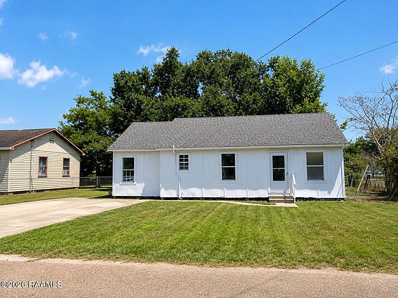 3rd image of 139 Gerald St