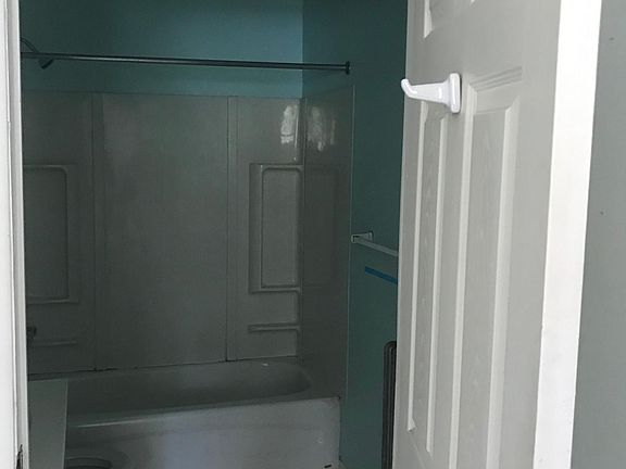 4th image of 277 Pennsylvania St APT 2