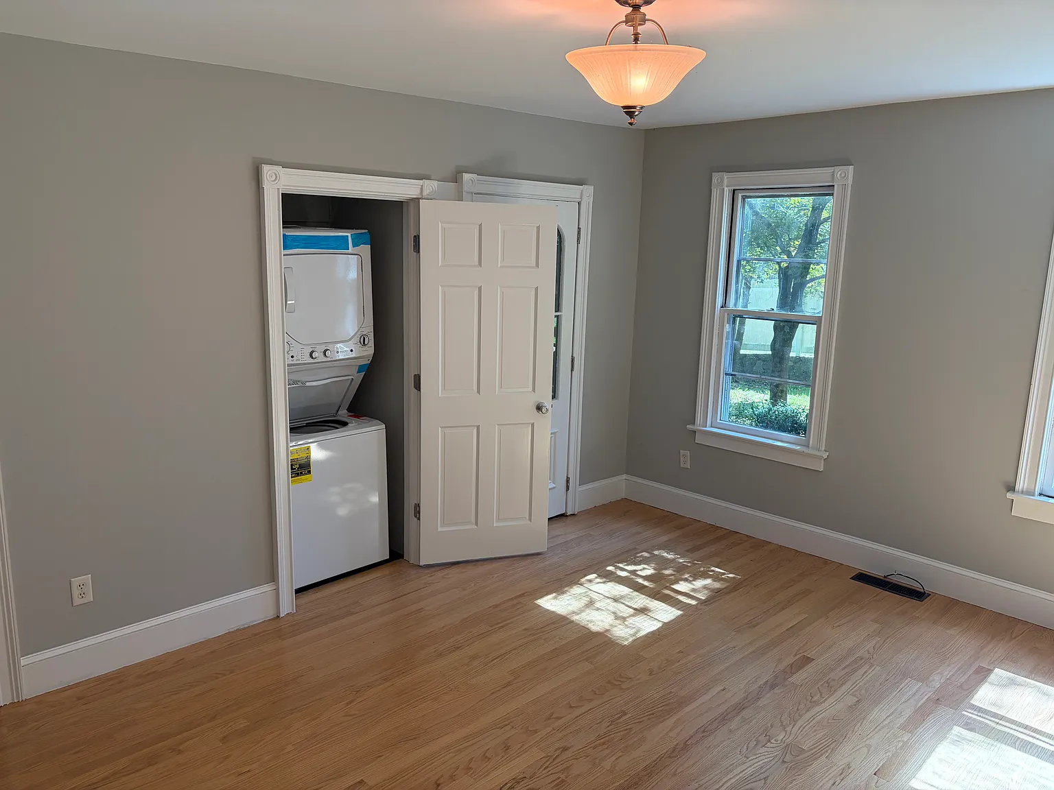 1 bed, 700 sqft, $1,995 — Photo 4