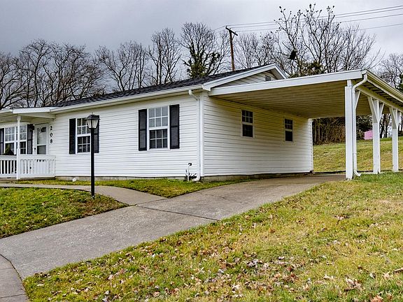 2nd image of 208 Donalynn Dr