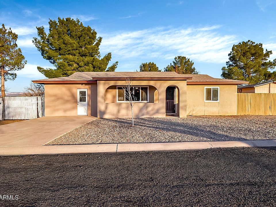 1st image of 1059 S 15TH Street