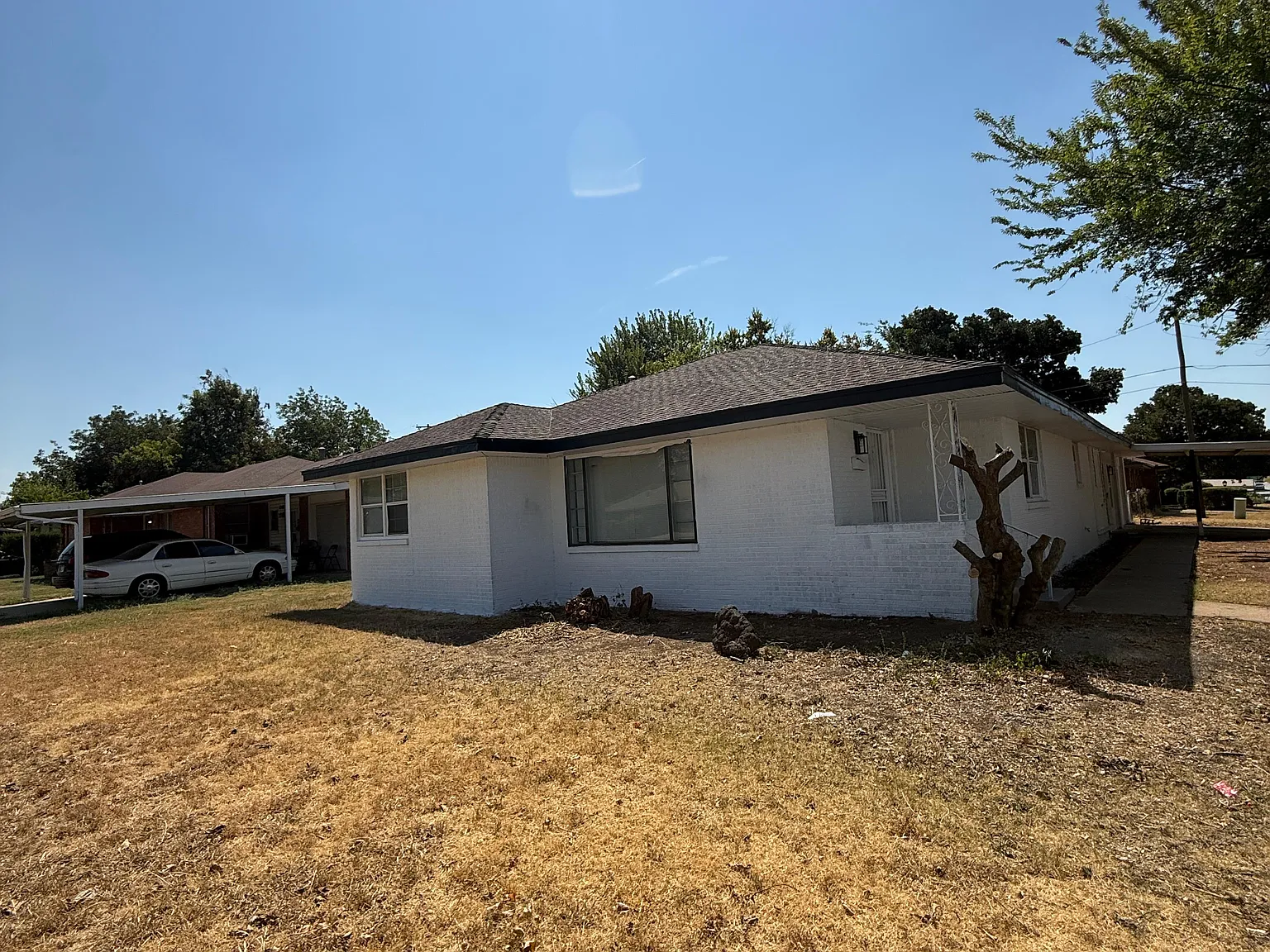 4 bed, 1400 sqft, $1,400 — Photo 1