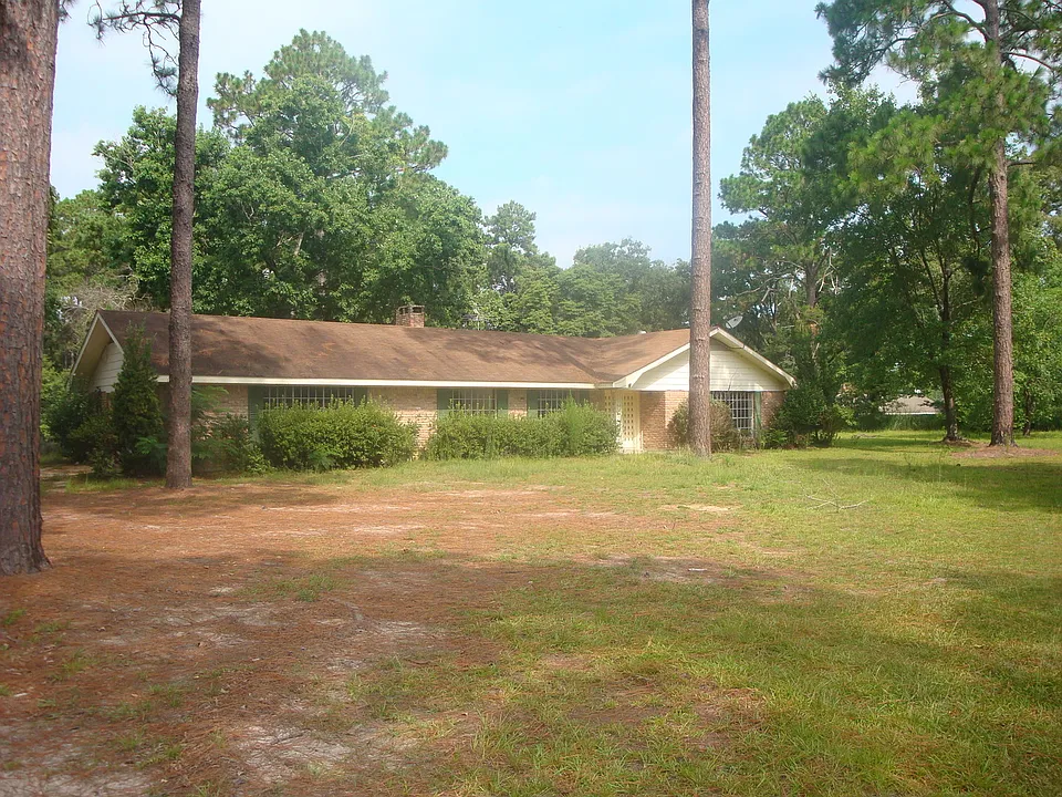 1287 Oak Rd