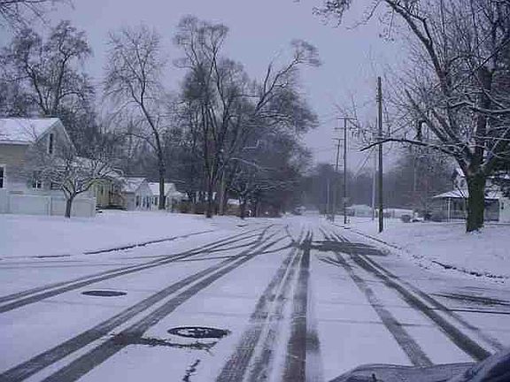 5th image of 181 Shellenberger Ave