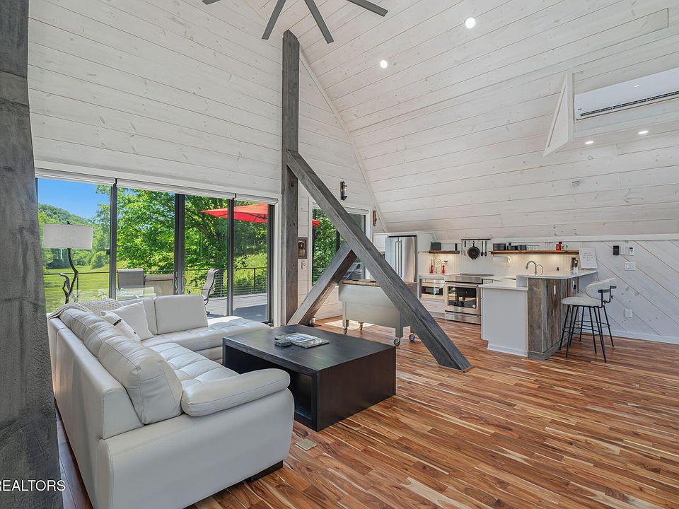 16th image of 2380 Rafter Rd