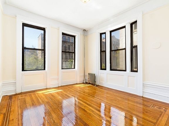4th image of 555 W 170th St #24D