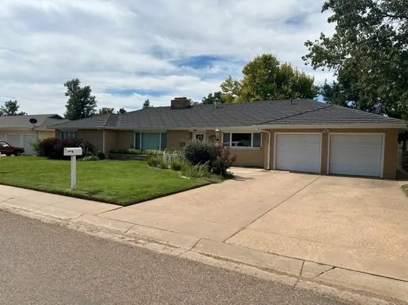 1034 N Clay Ave, Liberal, KS 67901