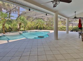 5908 Cherry Oak Dr, Valrico, FL 33596