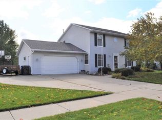 1161 Trailwood Dr, De Pere, WI 54115