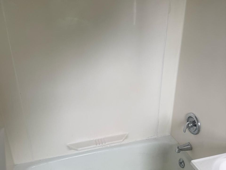 2nd image of 179 Lewis St APT 5