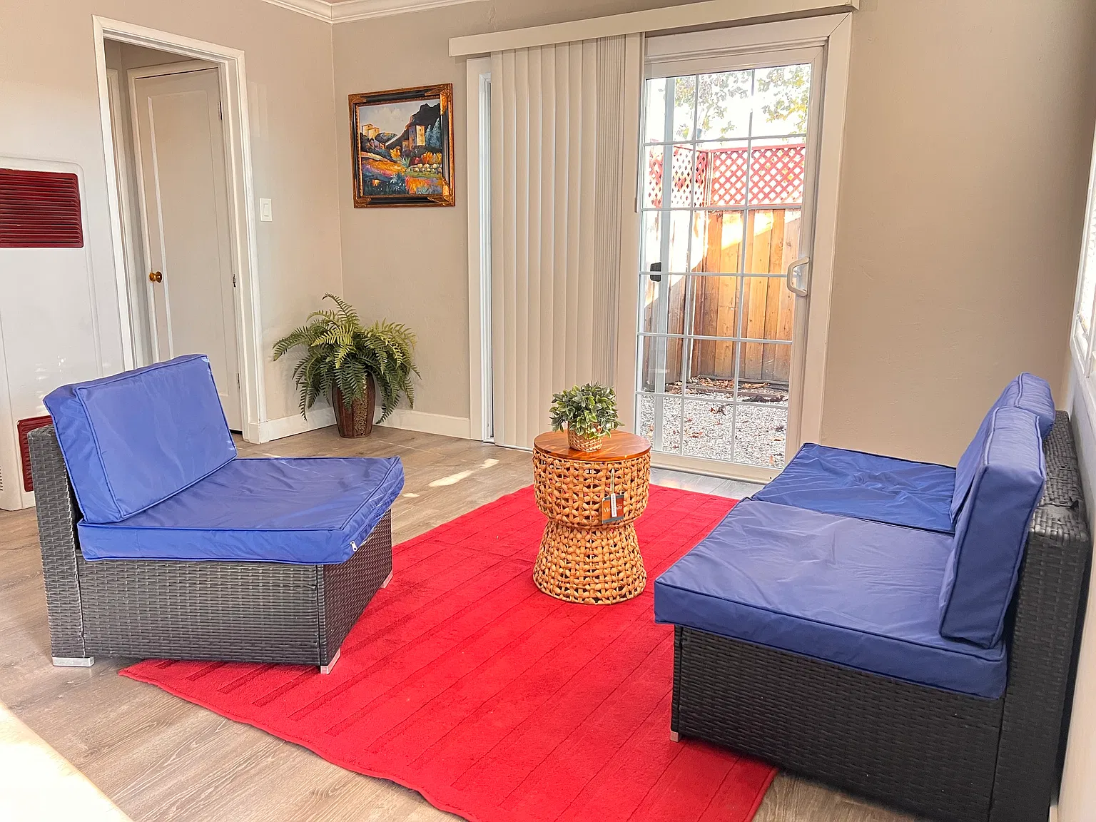 1 bed, 725 sqft, $2,390 — Photo 3
