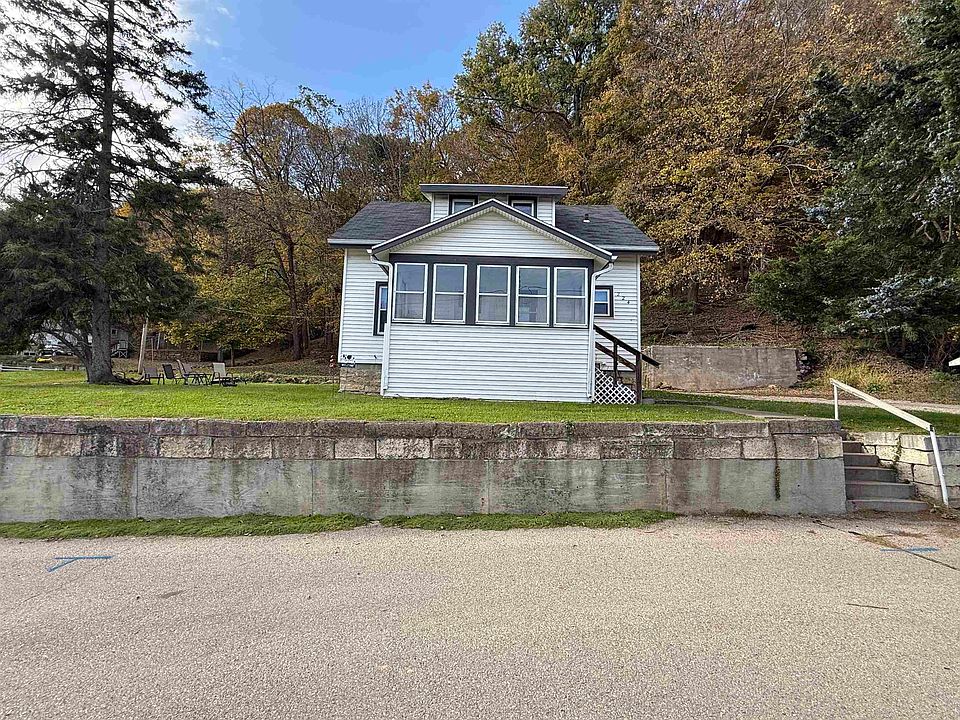 1st image of 224 Prospect St