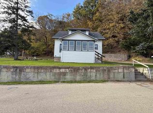 224 Prospect St, Mc Gregor, IA 52157