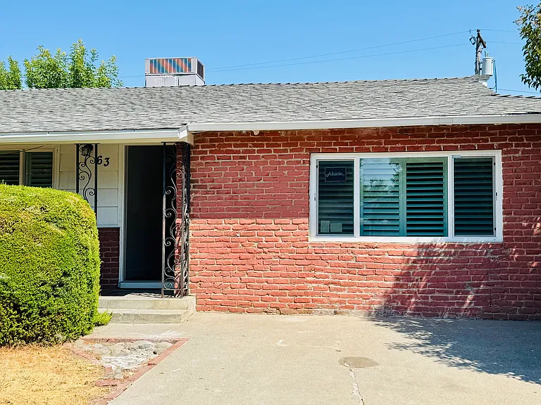 63 Cathcart Ave — Photo 9