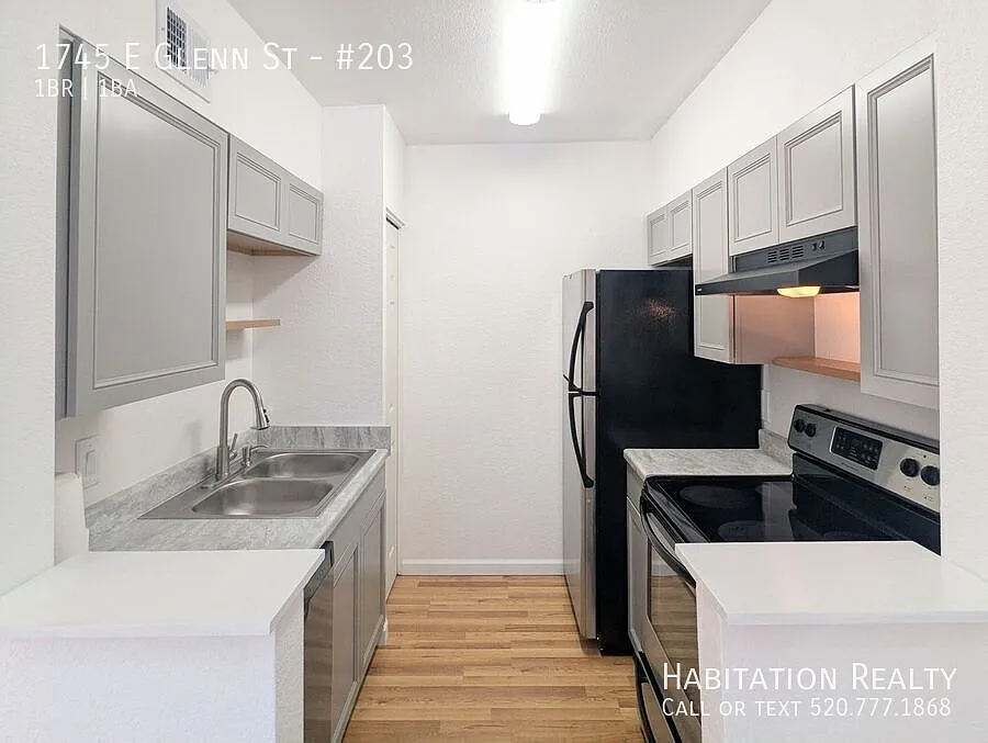1745 E Glenn St #203